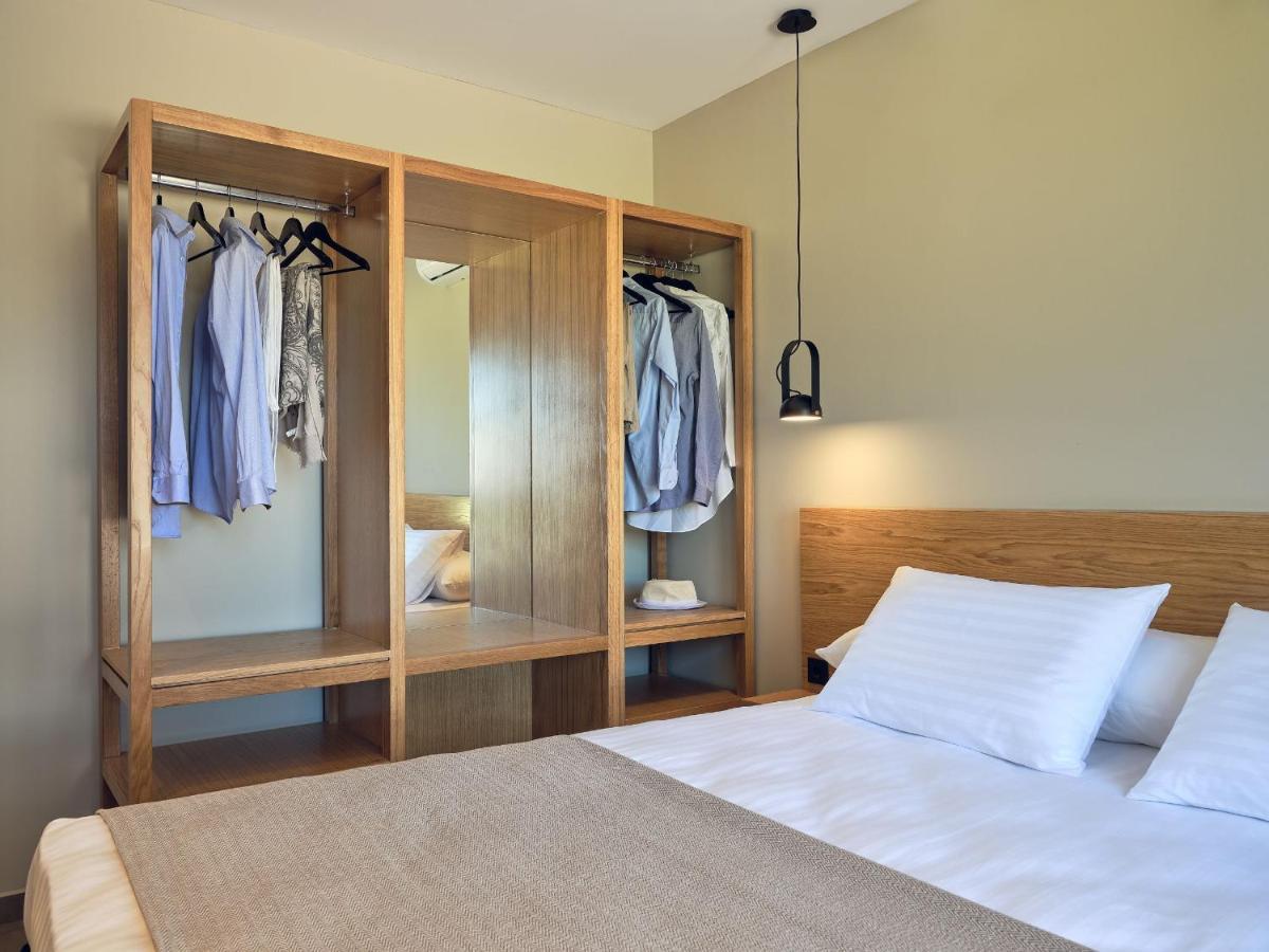 Oceanis Suites With Private Heated Pools And Sea View, By Zantewize Kypseli Exteriér fotografie